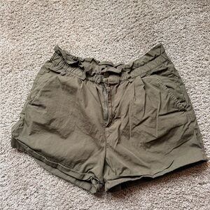 Sanctuary Olive Green Shorts - Size 30